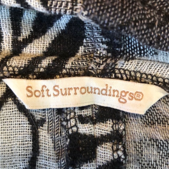 Embroidered Elegance! XL cardigan by Soft Surroundings - Picture 6 of 6